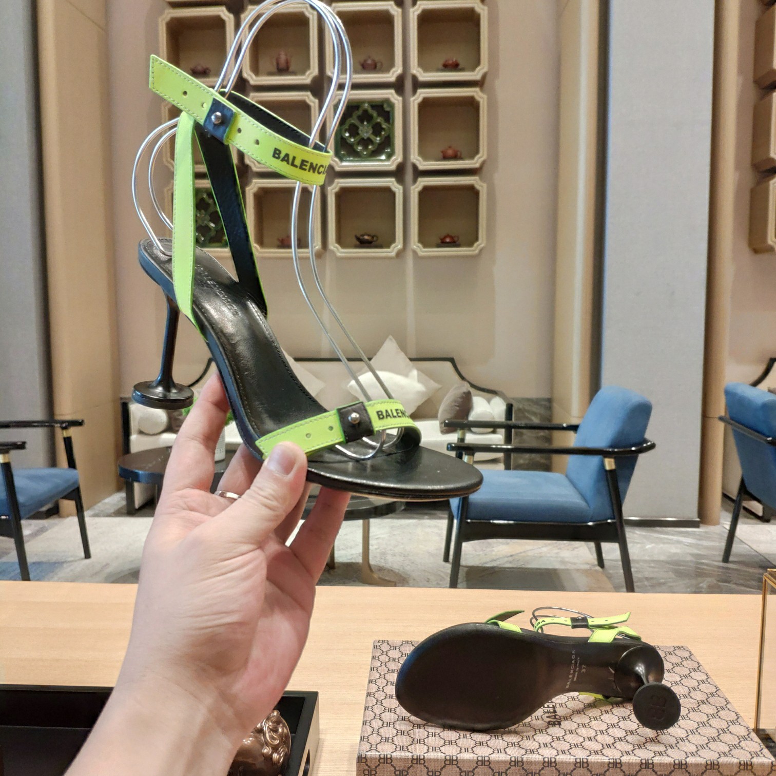 Balenciaga Afterhour 90mm Sandal In Neon Yellow And Black Smooth Calfskin - EUR FASHION