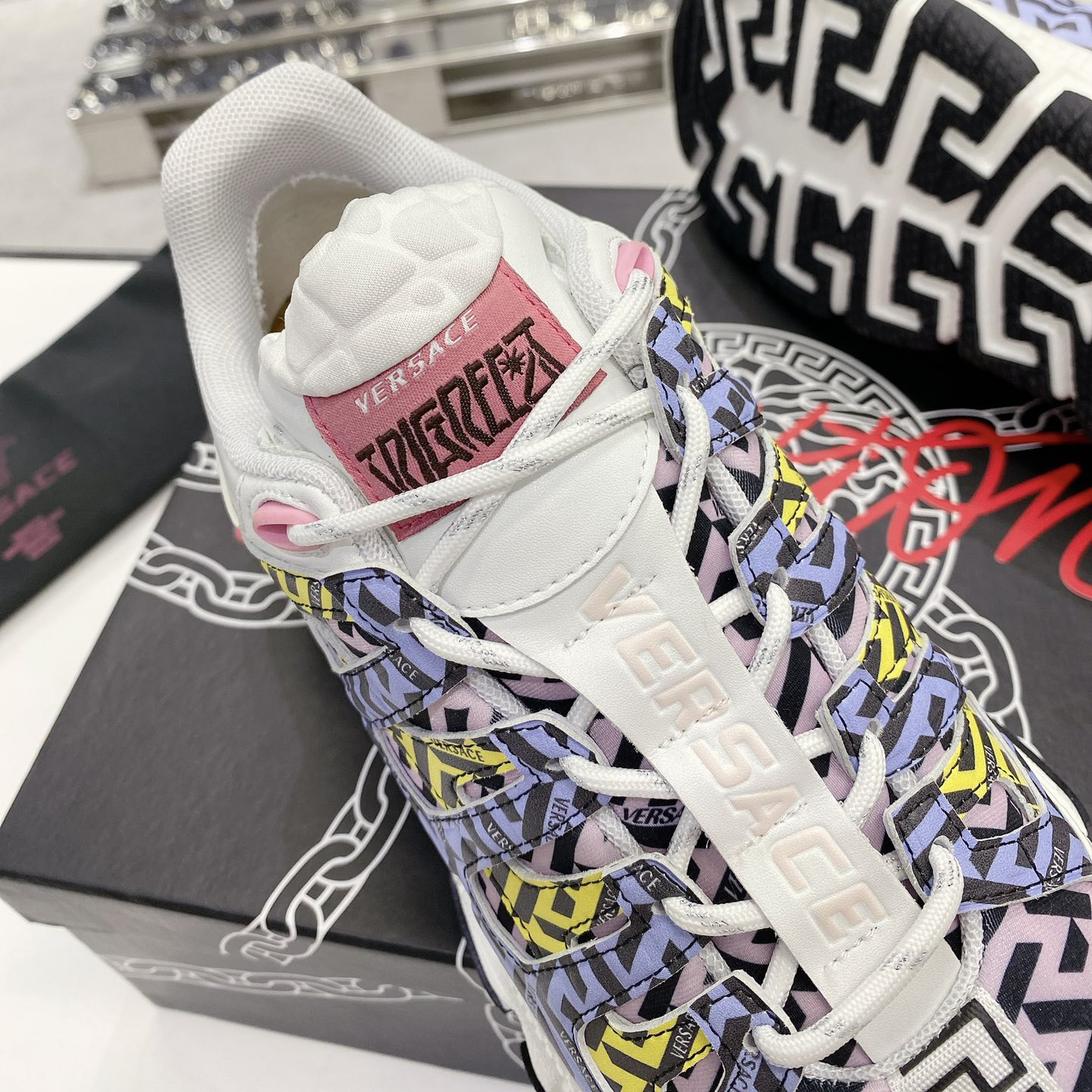 Versace Trigreca Sneakers  - EUR FASHION