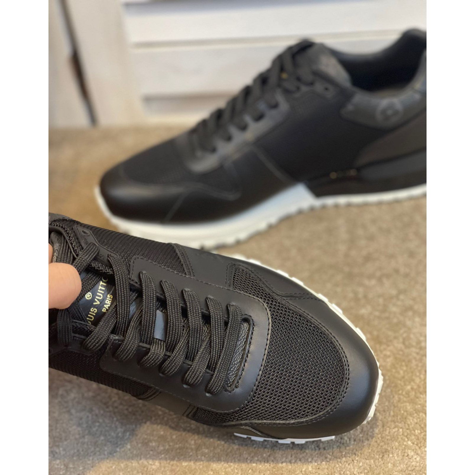 Louis Vuitton Run Away Sneaker    1A5AXB - EUR FASHION
