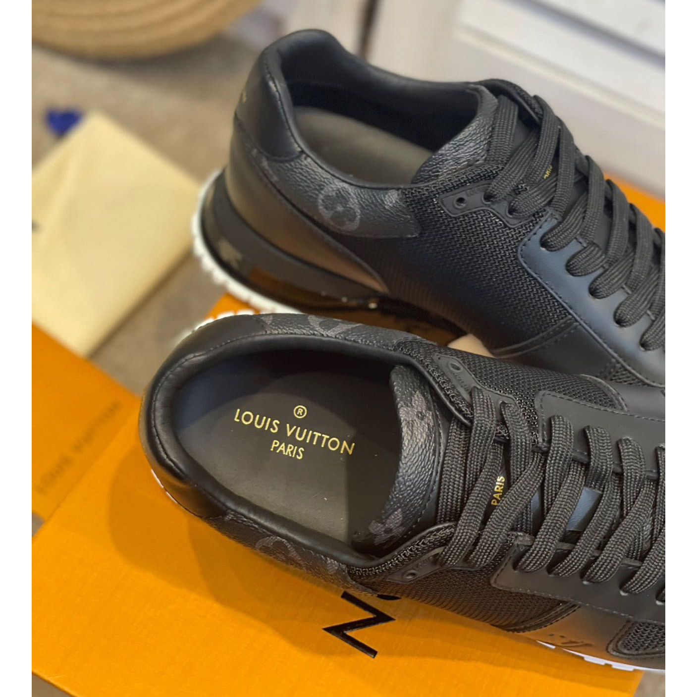Louis Vuitton Run Away Sneaker    1A5AXB - EUR FASHION