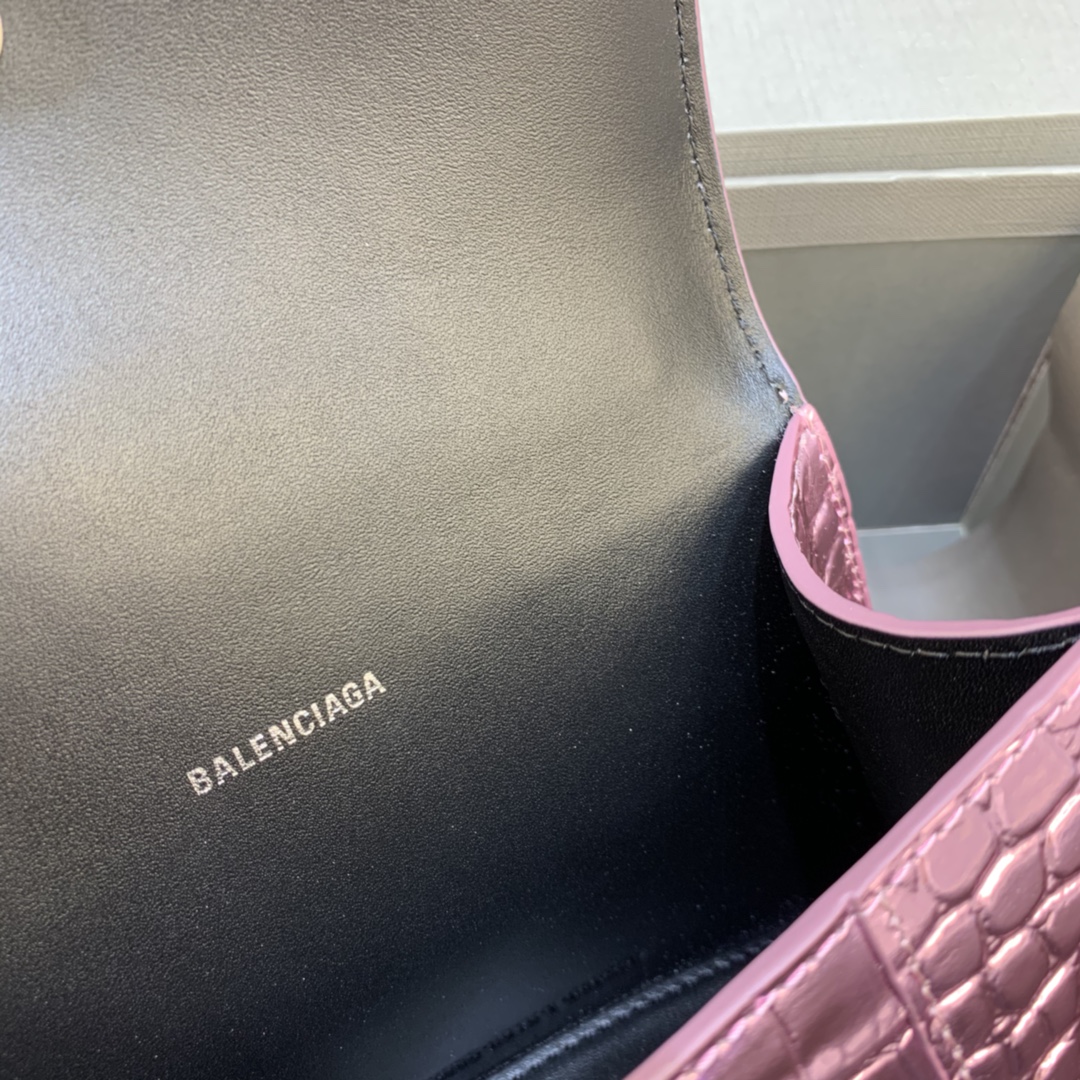 Balenciaga Hourglass Handbag In Pink Metallized Crocodile Embossed (23-10-14CM) - EUR FASHION
