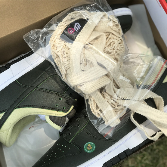 Nike Dunk Low “Avocado” Sneaker   DM7606-300 - EUR FASHION