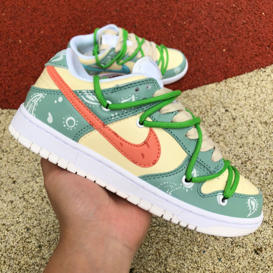 Nike Dunk Low SE ''Retro'' Sneaker  DH9765-100 - EUR FASHION
