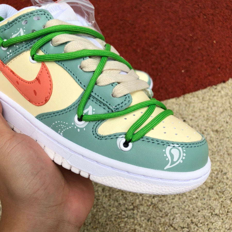 Nike Dunk Low SE ''Retro'' Sneaker  DH9765-100 - EUR FASHION