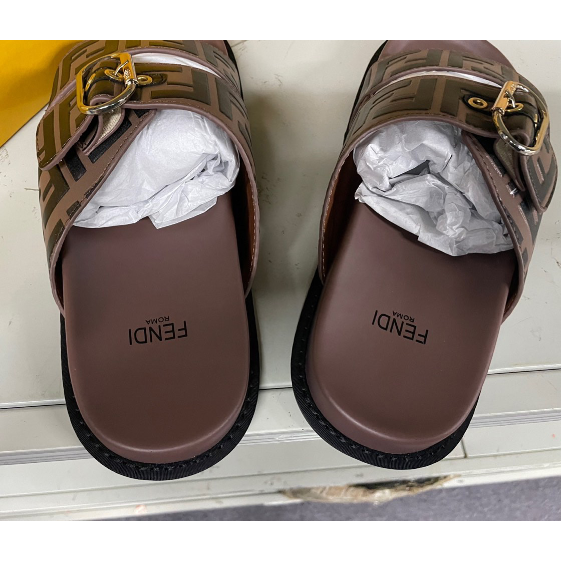 Fendi Multicolor Leather Slides(Brown) - EUR FASHION