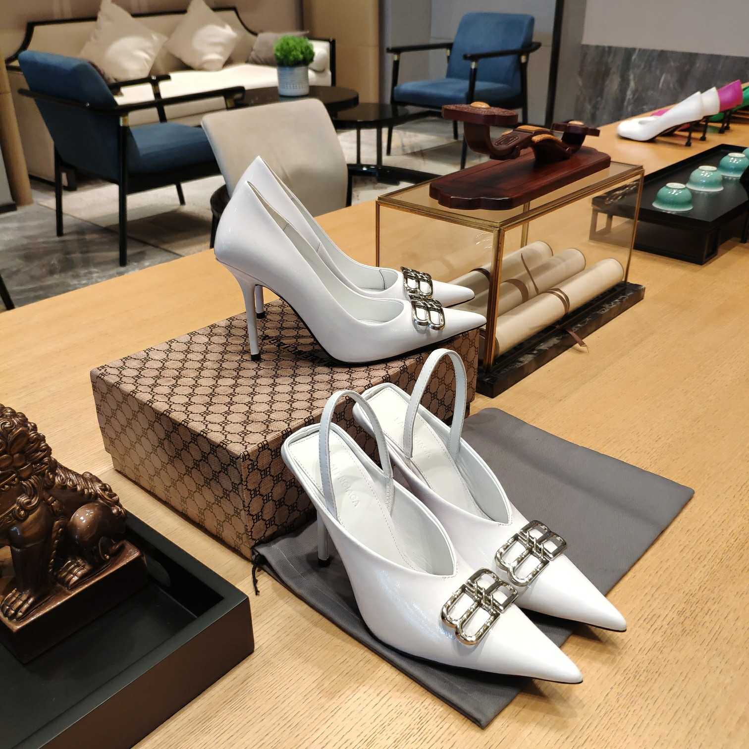 Balenciaga BB Leather Pumps - EUR FASHION
