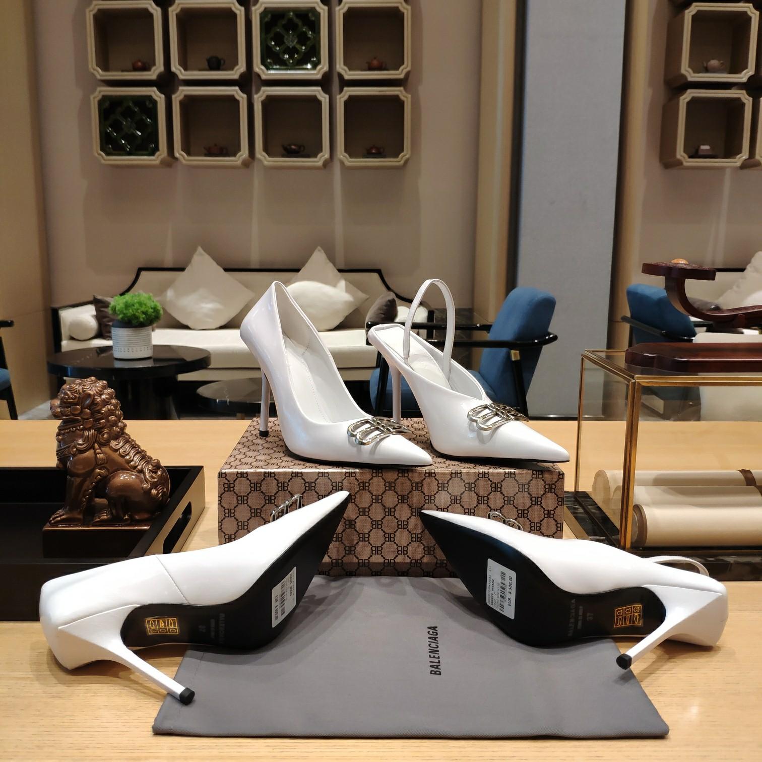 Balenciaga BB Leather Pumps - EUR FASHION