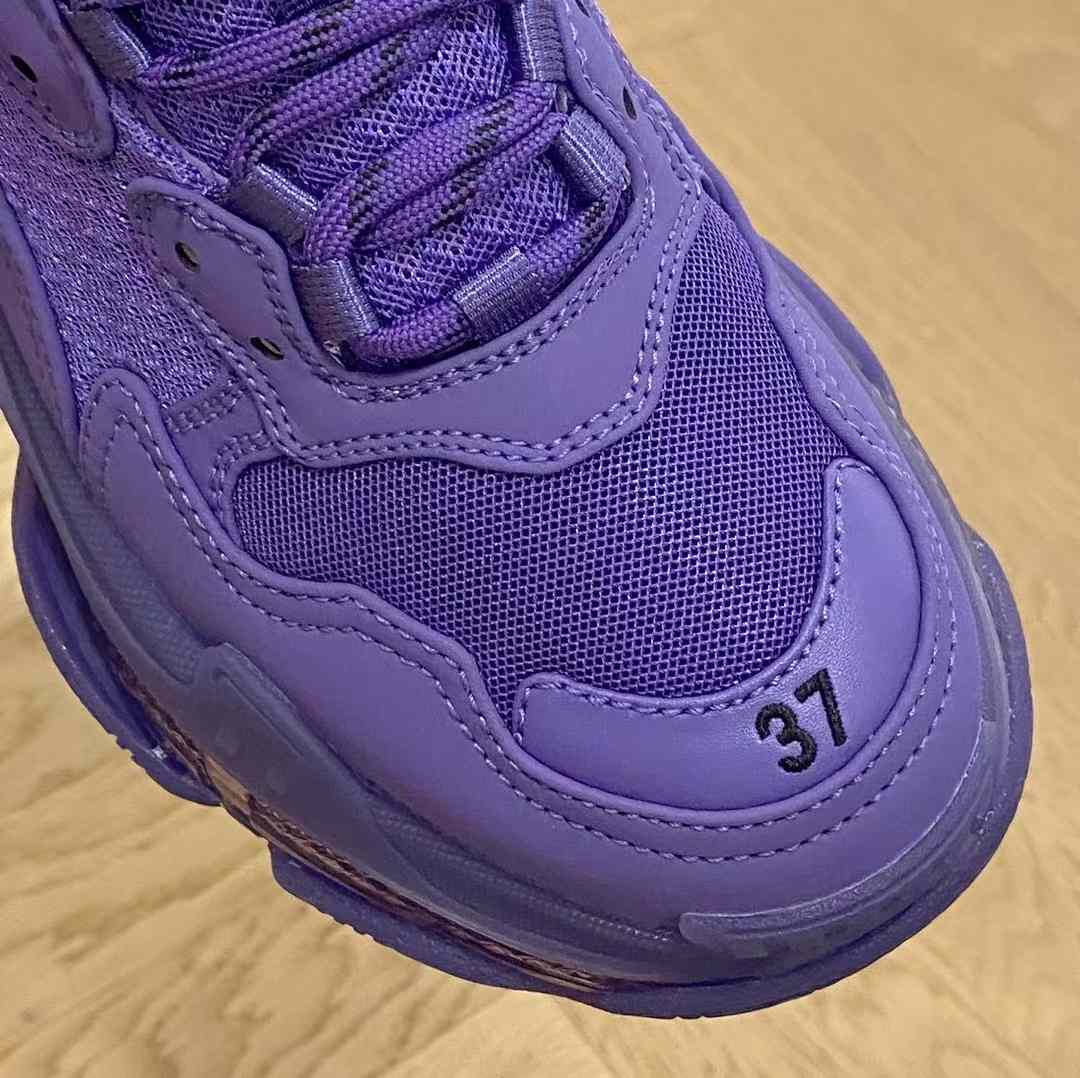 Balenciaga Triple S Sneaker Clear Sole - EUR FASHION