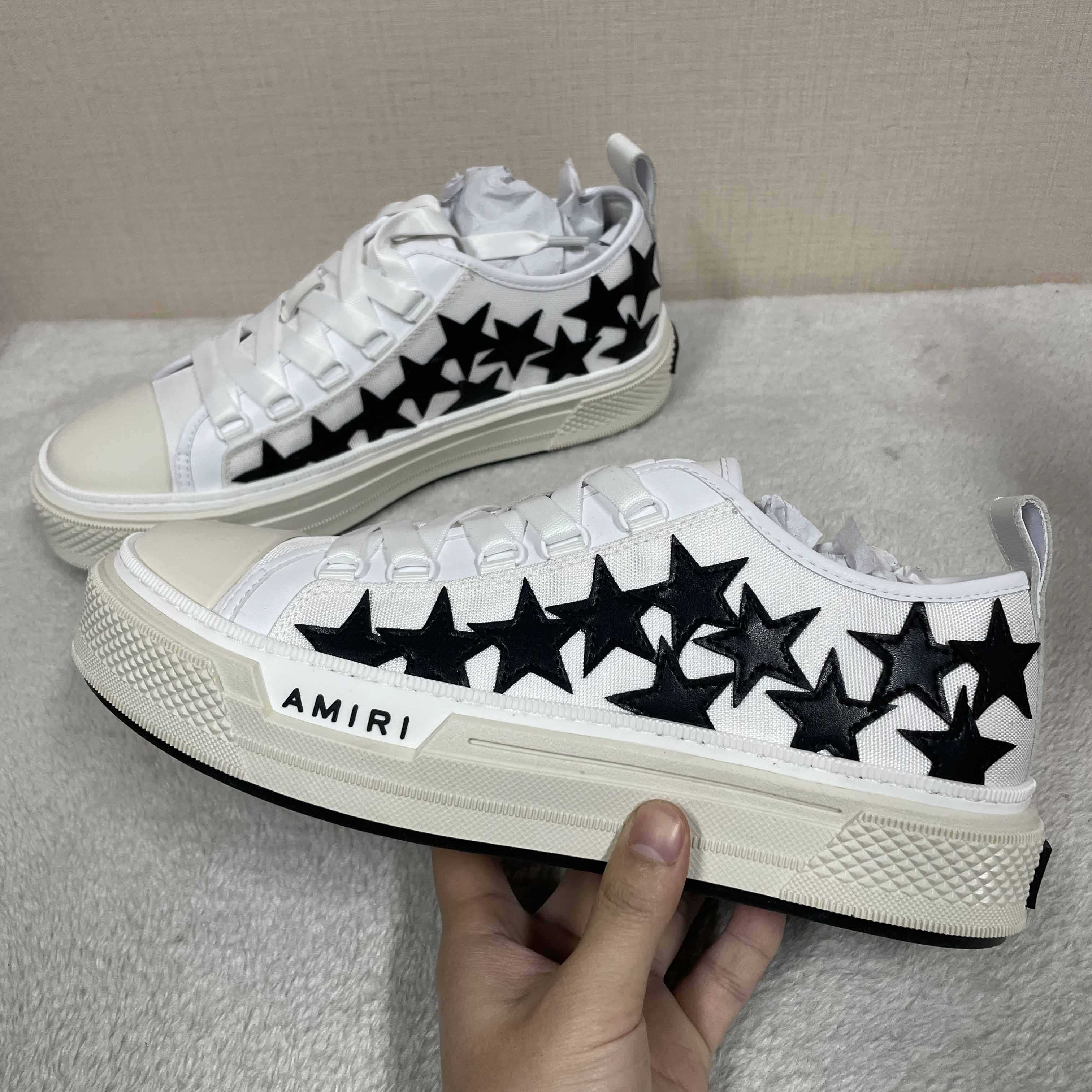 Amiri Stars Court Low Top Sneaker - EUR FASHION