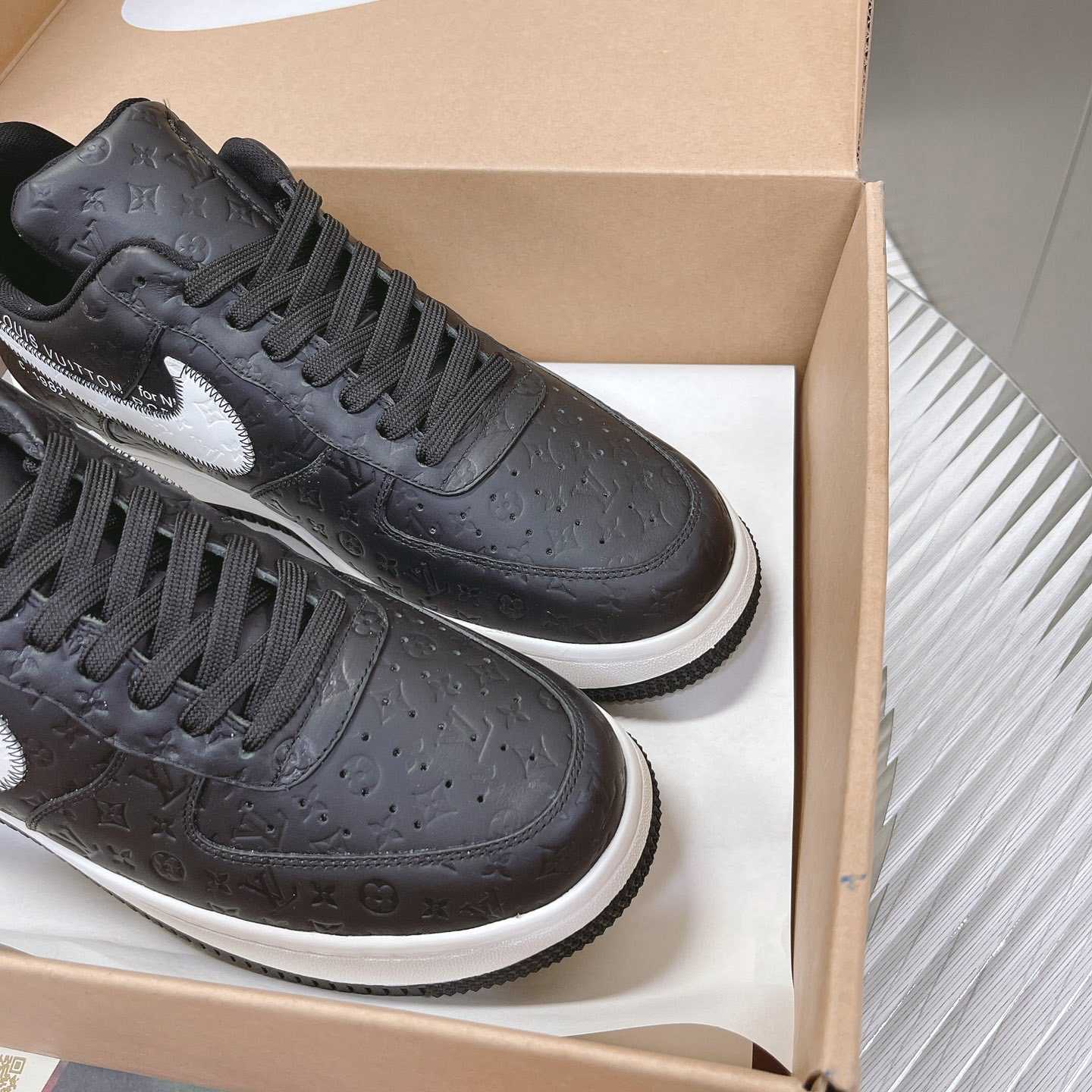 Louis Vuitton x Air Jordan1 Low AJ1 Sneaker - EUR FASHION