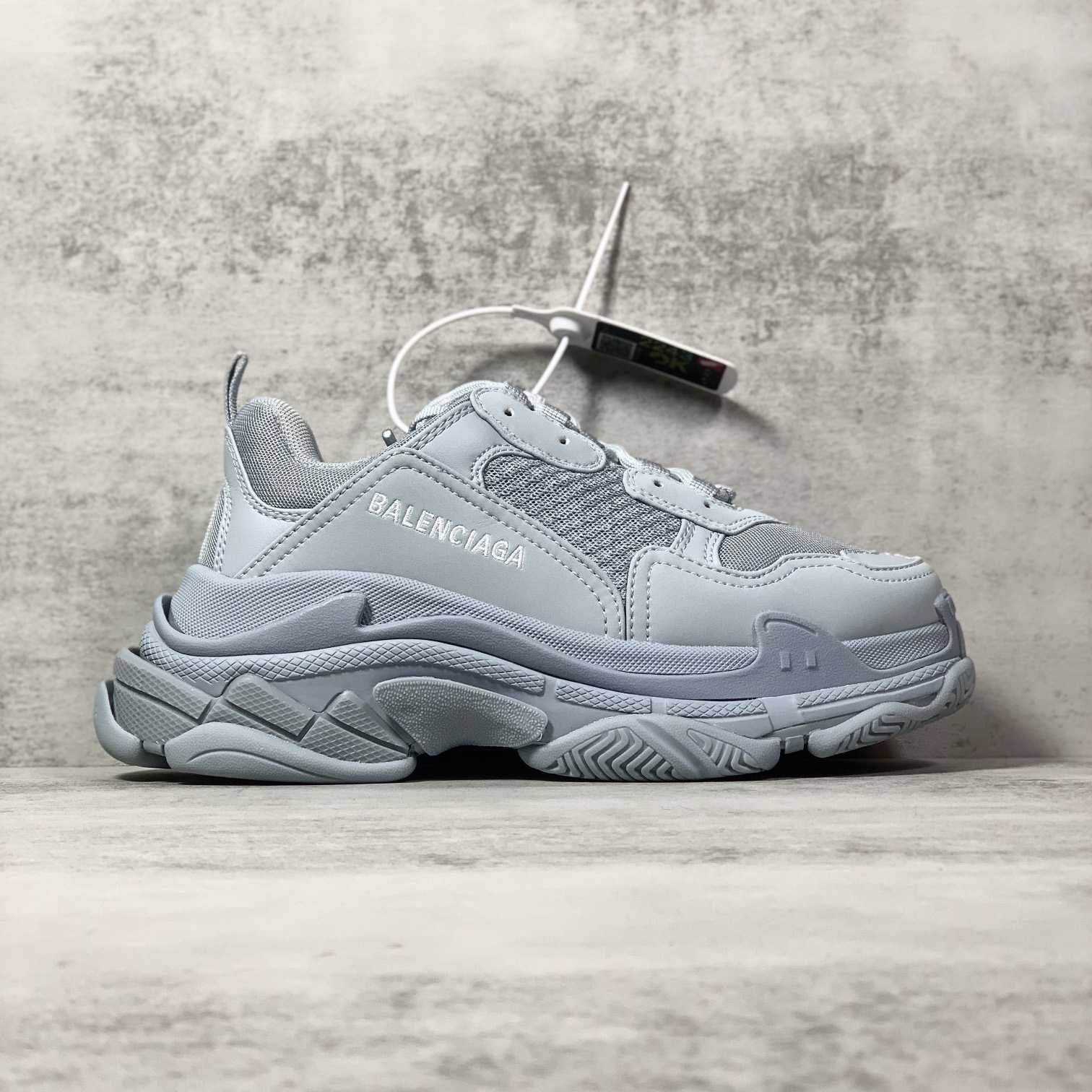 Balenciaga Triple S Sneaker In Light Blue Double Foam And Mesh - EUR FASHION