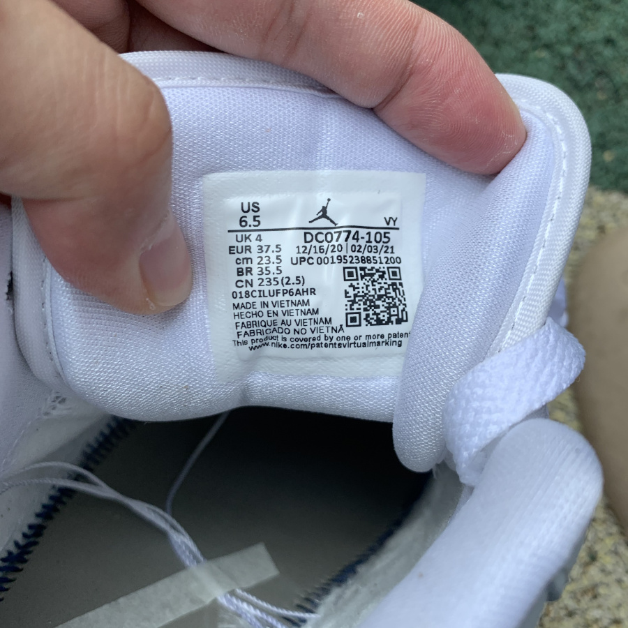 Air Jordan 1 Low White Wolf Grey Sneaker    DC0774-105 - EUR FASHION