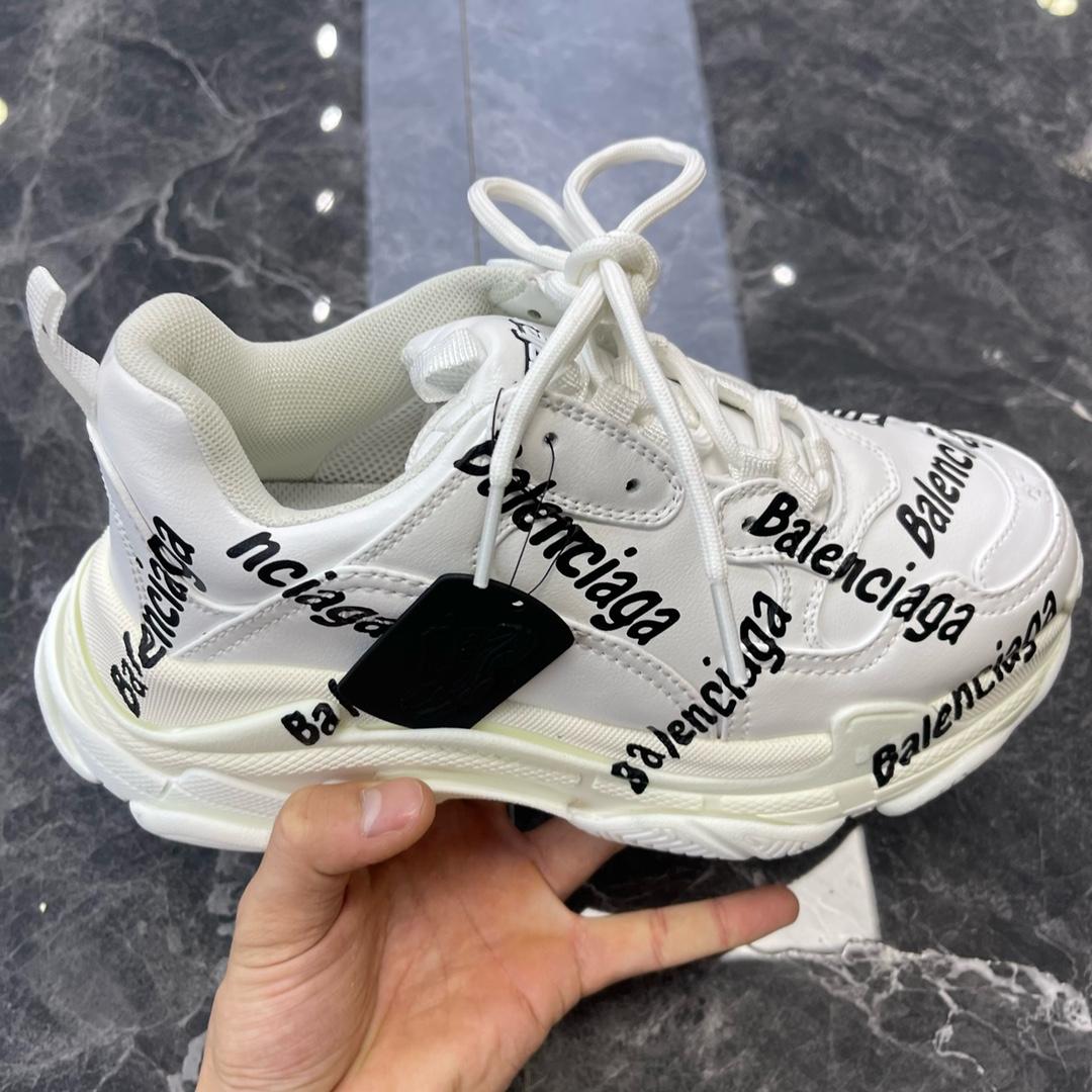 Balenciaga Triple S Logotype Sneaker In White And Black Technical Material - EUR FASHION