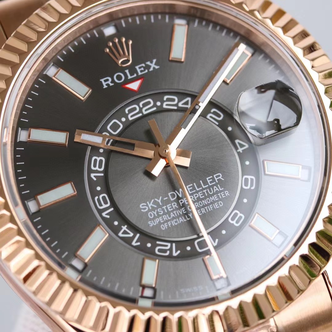Rolex Watch  - EUR FASHION