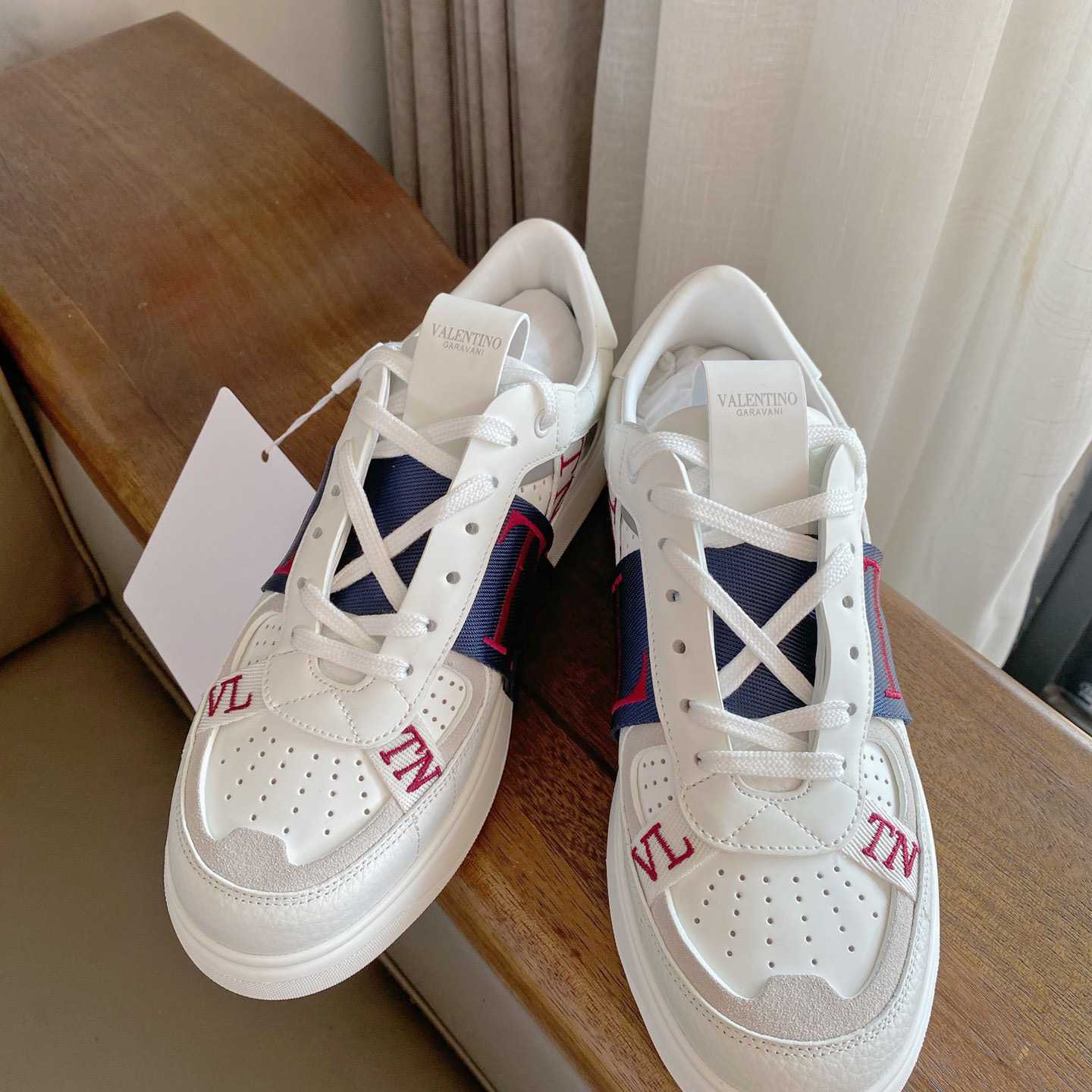 Valenti Low-Top Calfskin Vl7n Sneaker With Bands - EUR FASHION