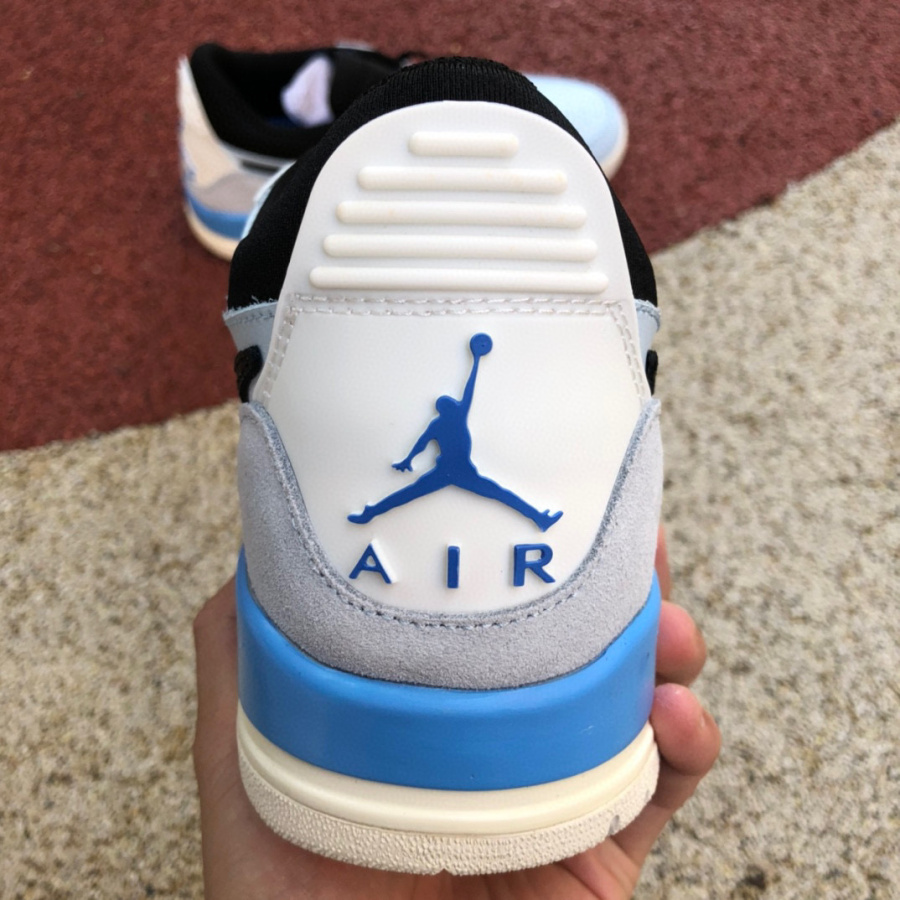 Air Jordan AJ312 Low Sneaker      CD7069-400 - EUR FASHION