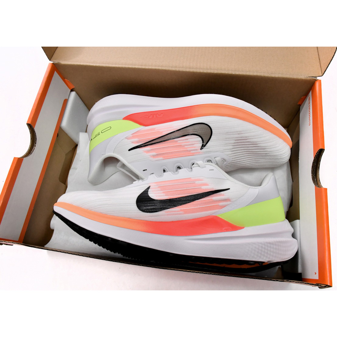 Nike Air Winflo 9 White Orange Sneaker    DD6203-100 - EUR FASHION