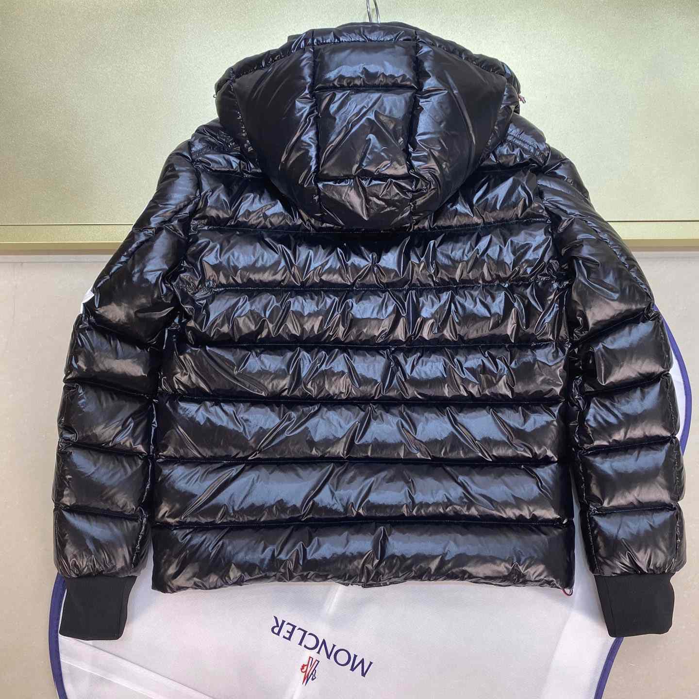 Moncler Corydale Short Down Jacket - EUR FASHION