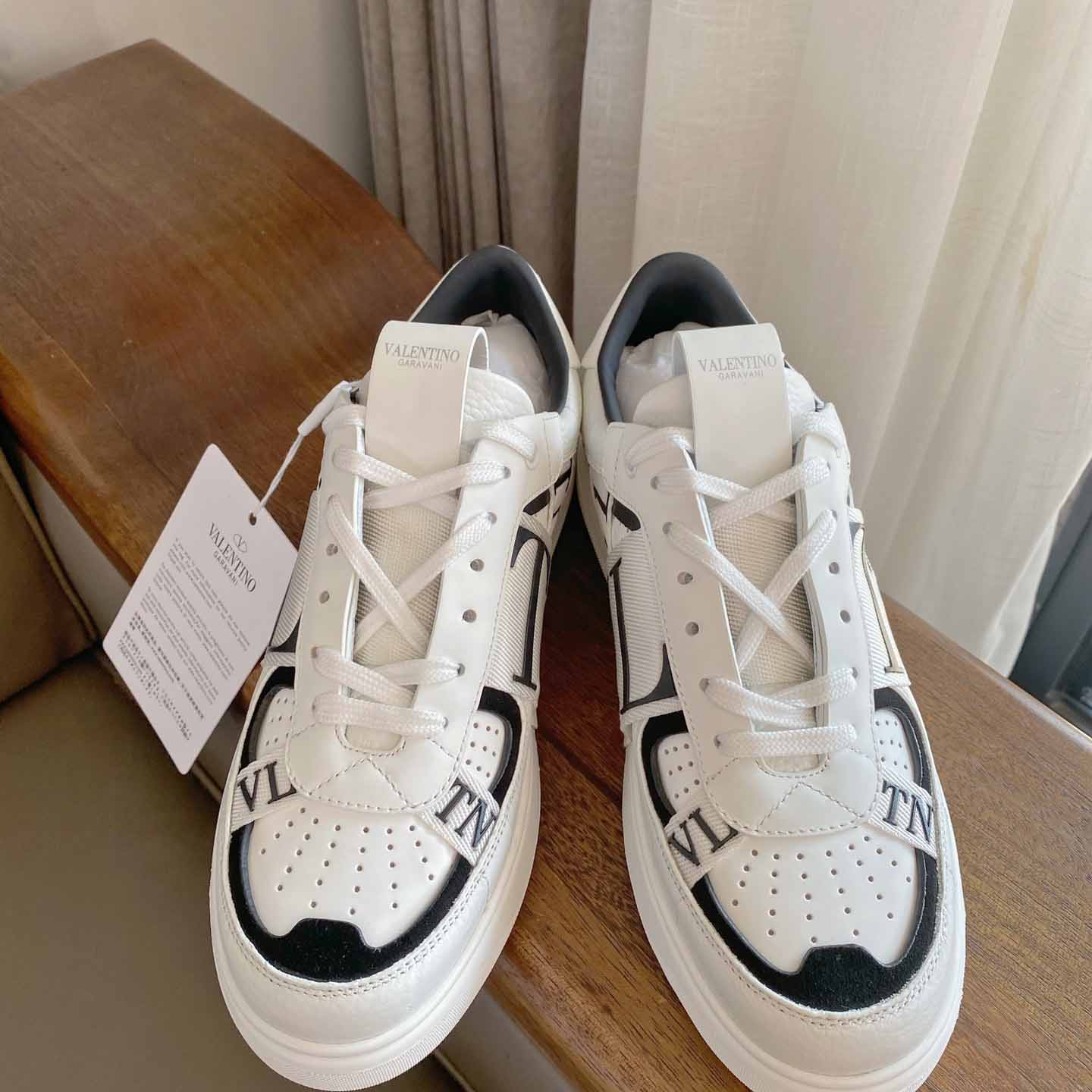 Valenti Low-Top Calfskin Vl7n Sneaker With Bands - EUR FASHION