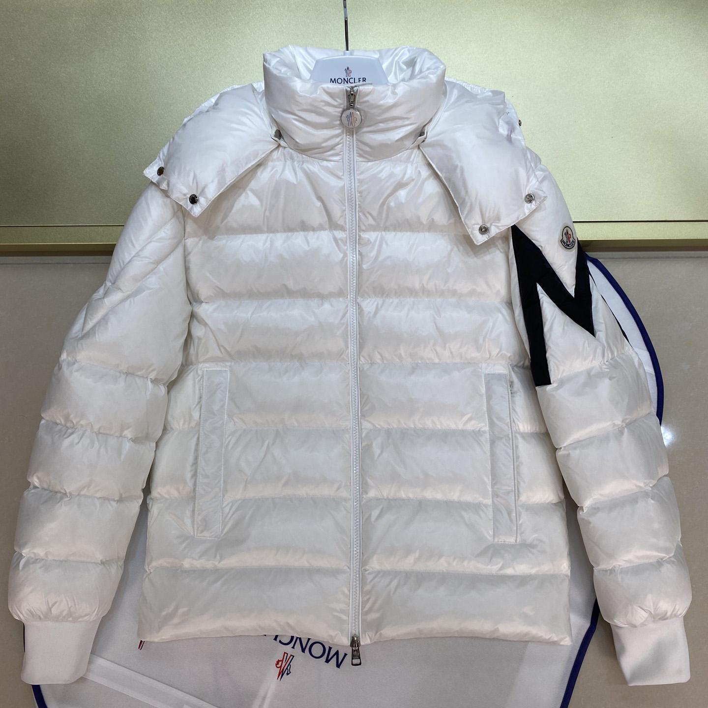Moncler Corydale Short Down Jacket - EUR FASHION