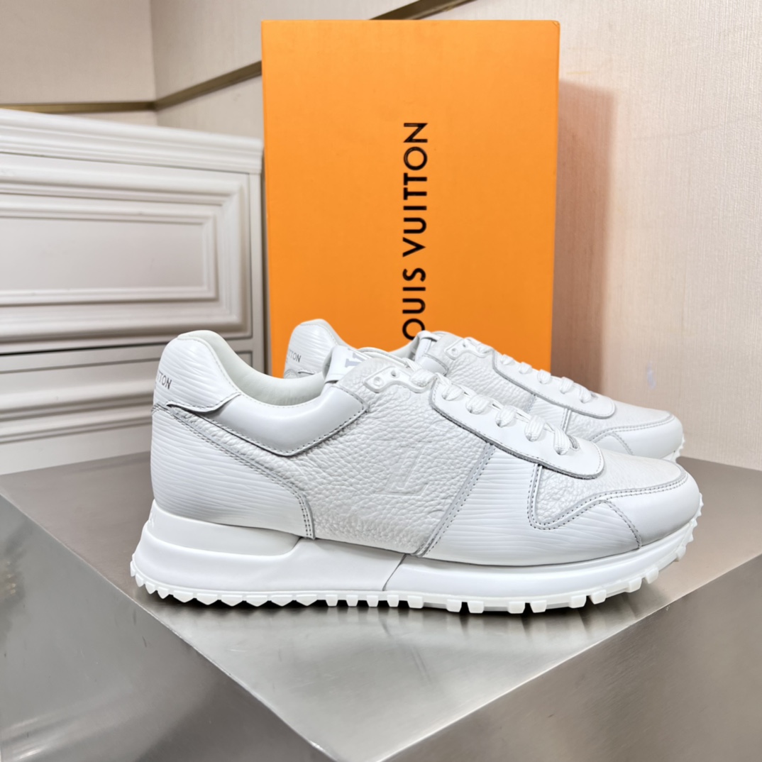 Louis Vuitton Run Away Sneaker      1A9ZK2 - EUR FASHION