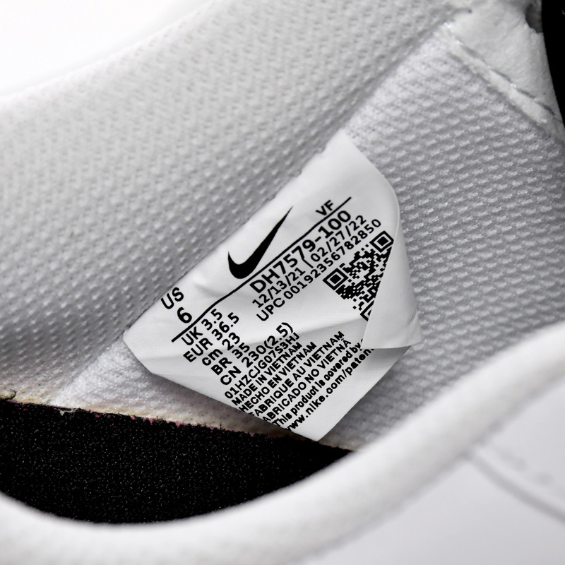 Nike Air Force 1 Low Carabiner Swoosh Sneaker     DH7579-100 - EUR FASHION