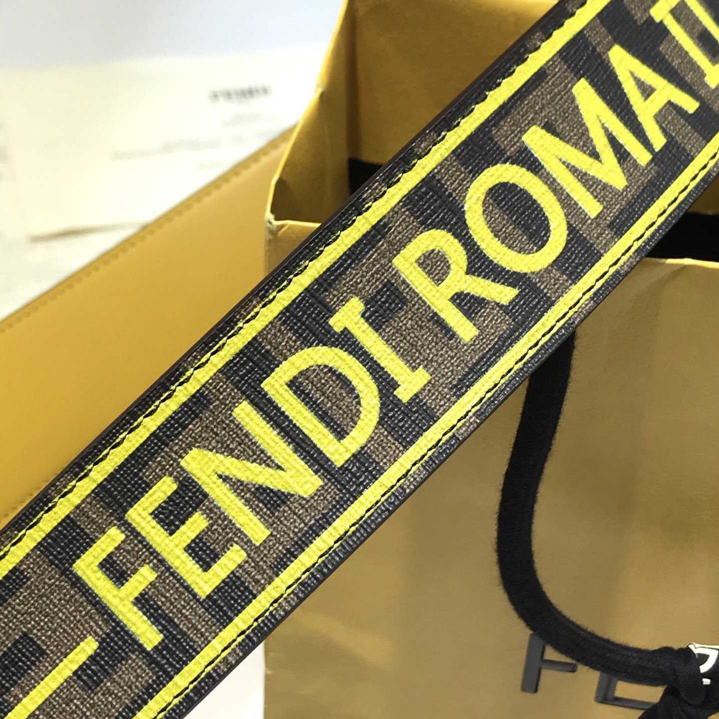 Fendi Reversible Leather Belt - EUR FASHION