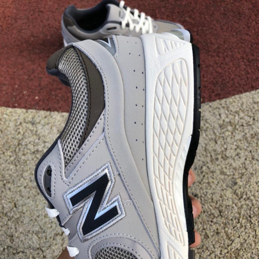 New Balance NB2002R Sneakers        M2002RAW - EUR FASHION