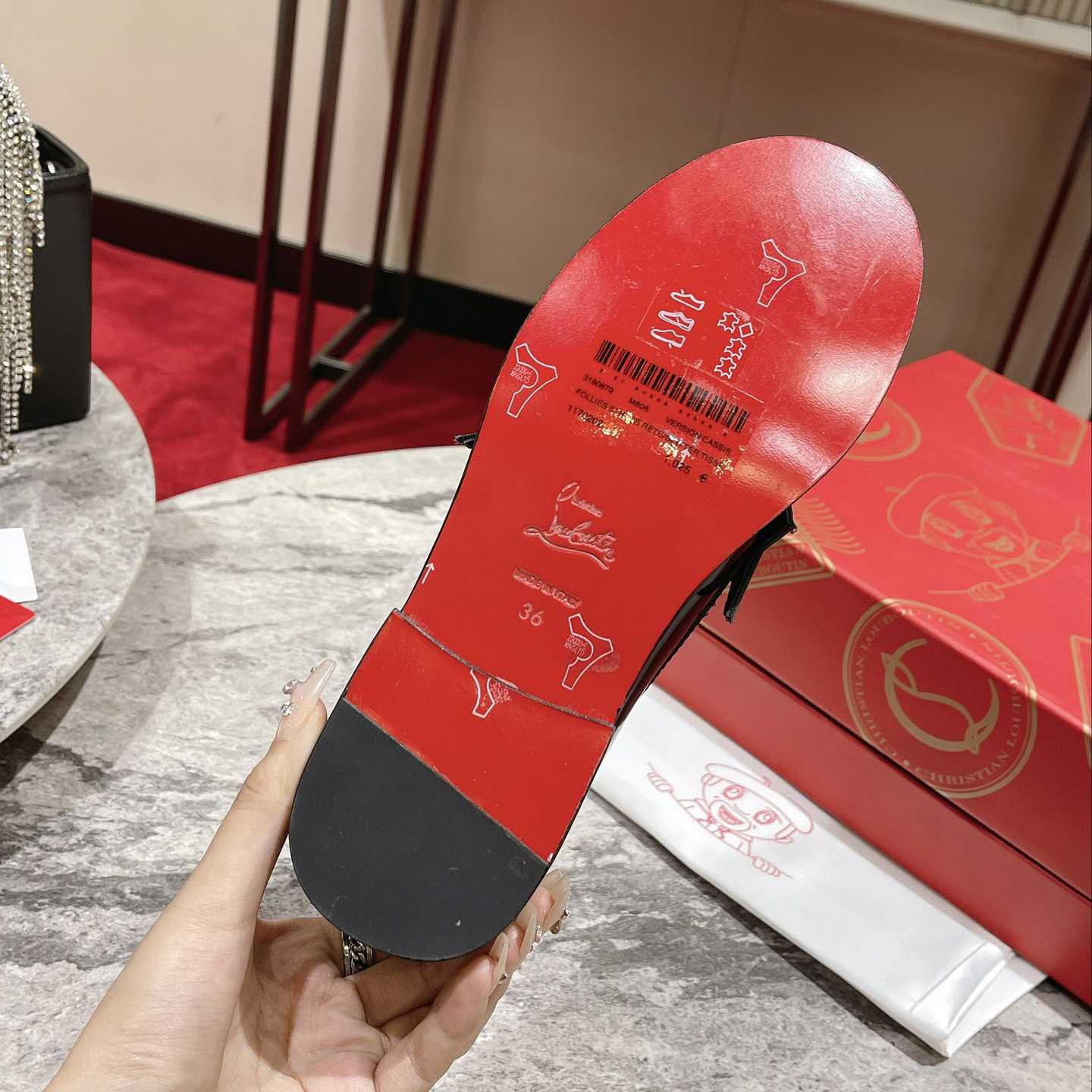 Christian Louboutin Penny Woman Iconic Monana Loafer - EUR FASHION