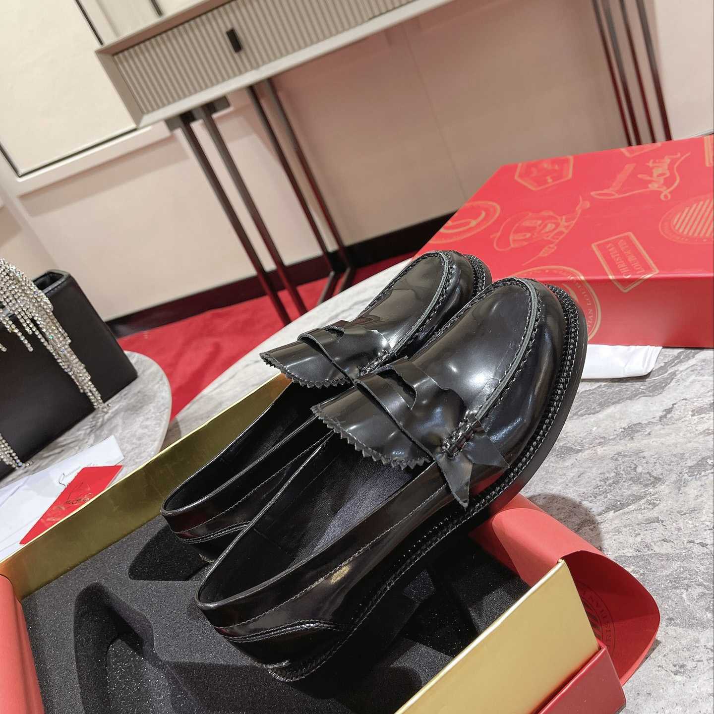 Christian Louboutin Penny Woman Iconic Monana Loafer - EUR FASHION