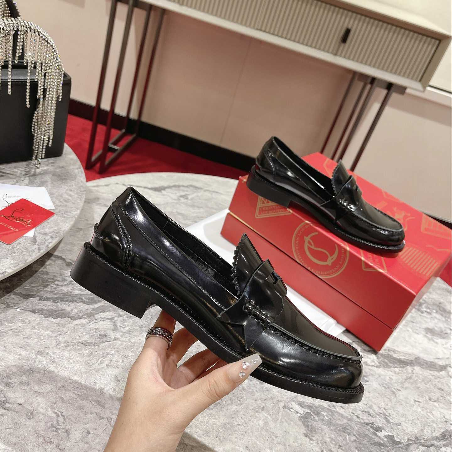 Christian Louboutin Penny Woman Iconic Monana Loafer - EUR FASHION