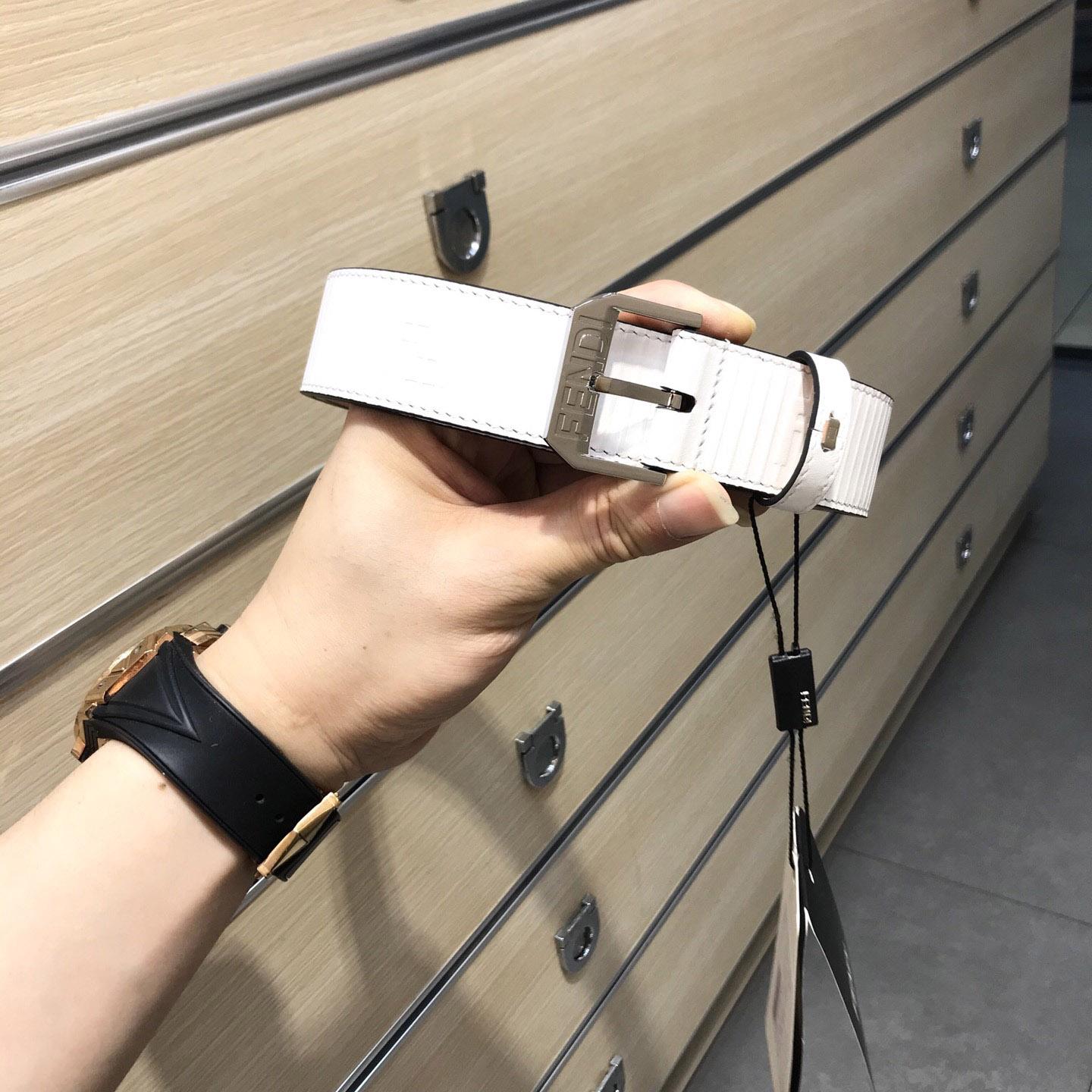 Fendi White Leather Belt - EUR FASHION