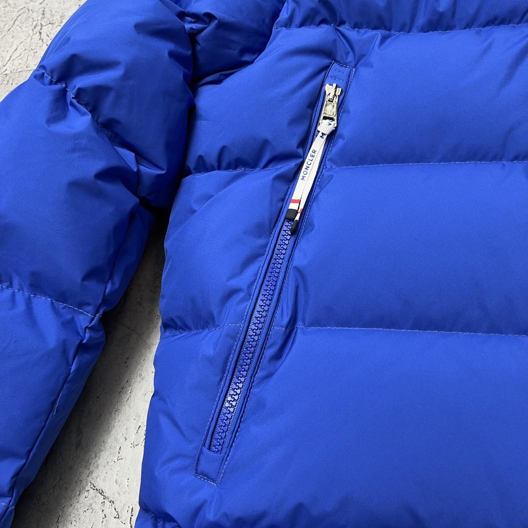 Moncler Poirier Zipped Short Down Jacket - EUR FASHION