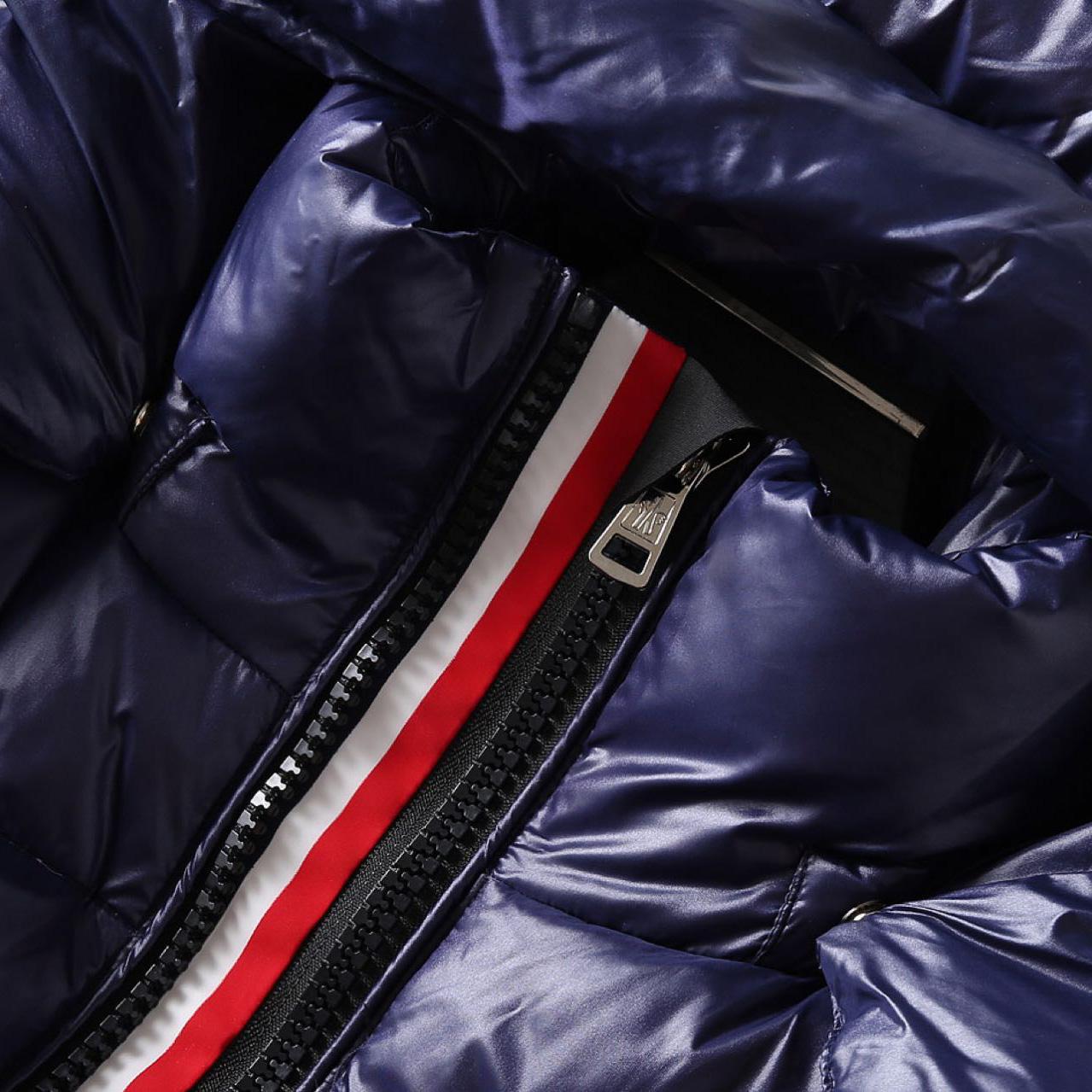 Moncler Short Down Jacket - EUR FASHION