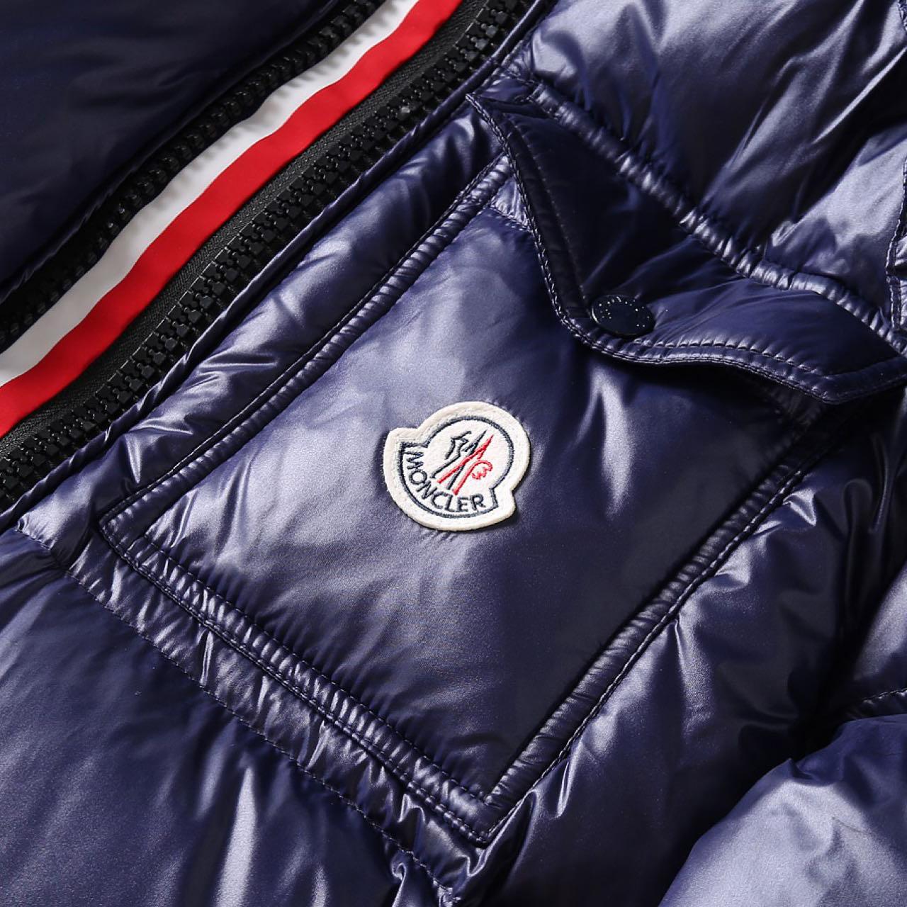 Moncler Short Down Jacket - EUR FASHION