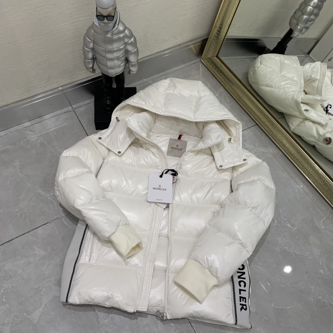 Moncler Lunetiere Short Down Jacket - EUR FASHION