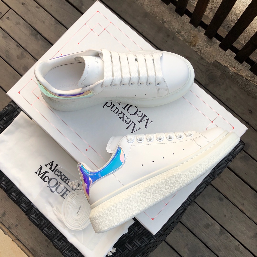 Alexander Mqueen Oversized Sneaker  - EUR FASHION