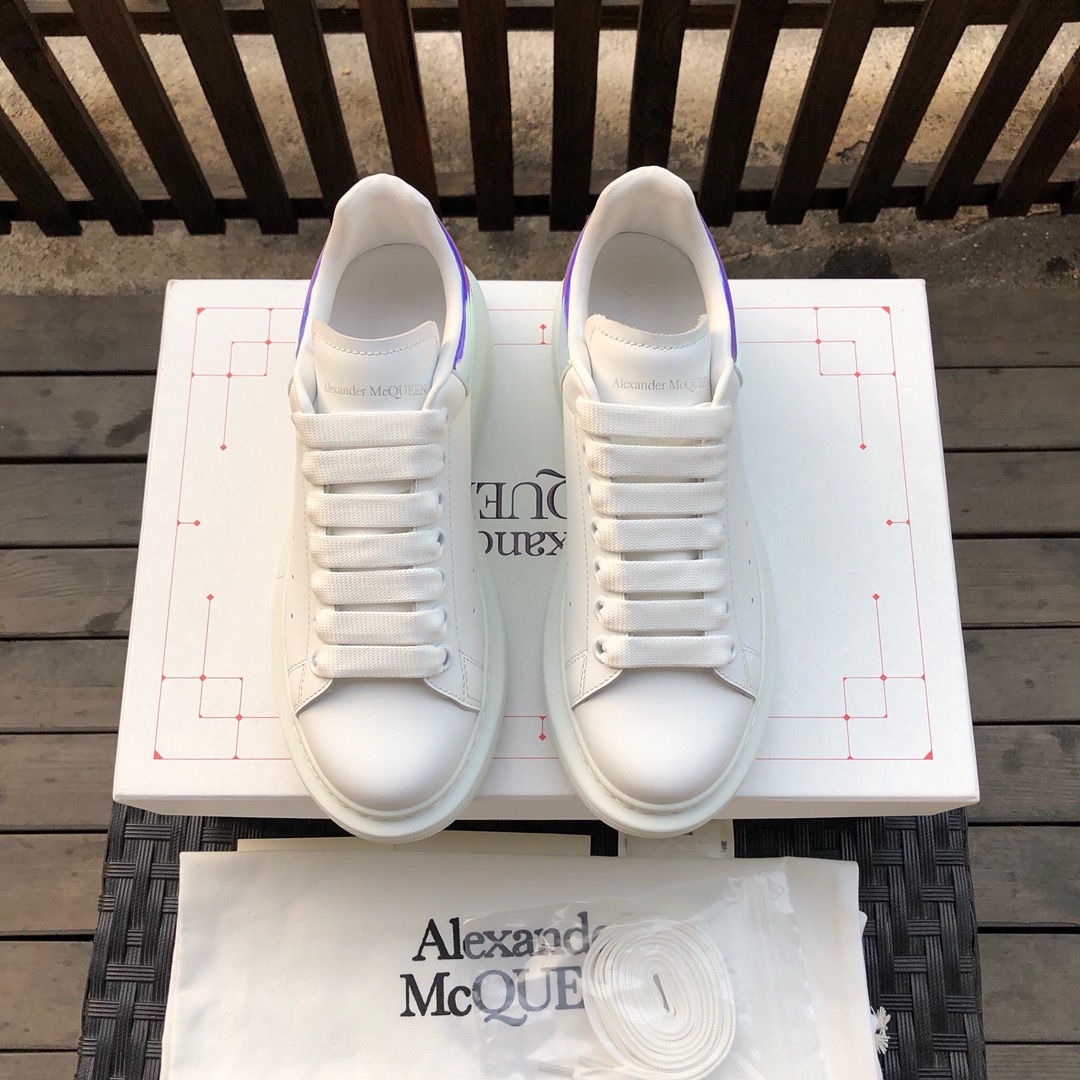 Alexander Mqueen Oversized Sneaker  - EUR FASHION