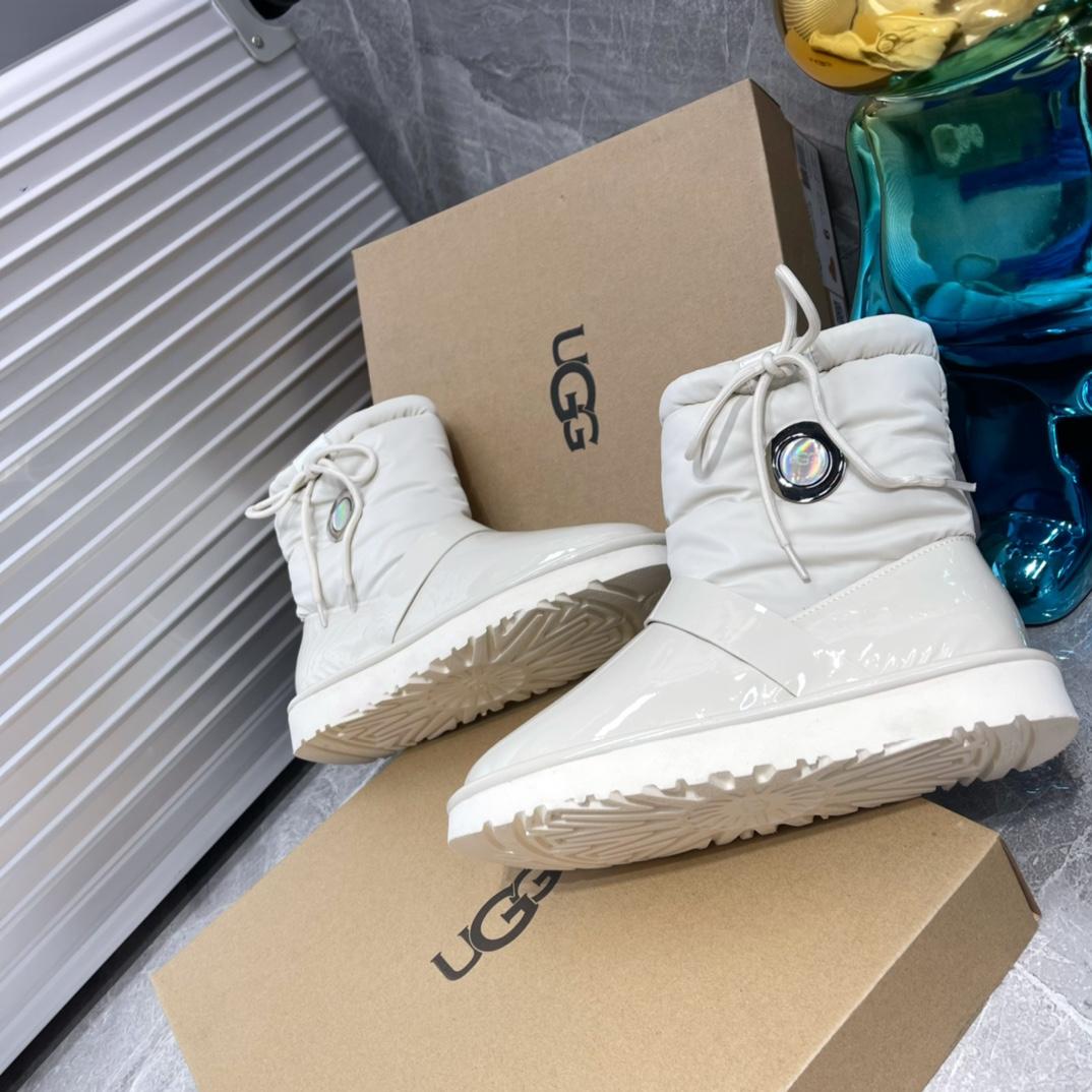 Ugg Logo Boots - EUR FASHION