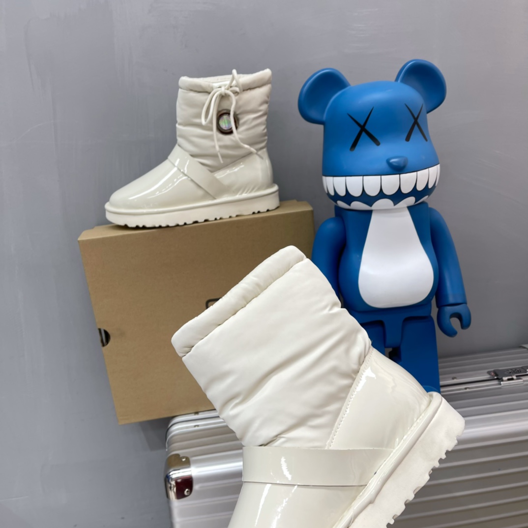Ugg Logo Boots - EUR FASHION