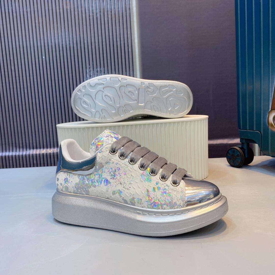 Alexander Mqueen Oversized Sneaker  - EUR FASHION