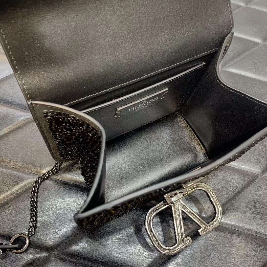 Valenti Vlogo Shoulder Bag - EUR FASHION