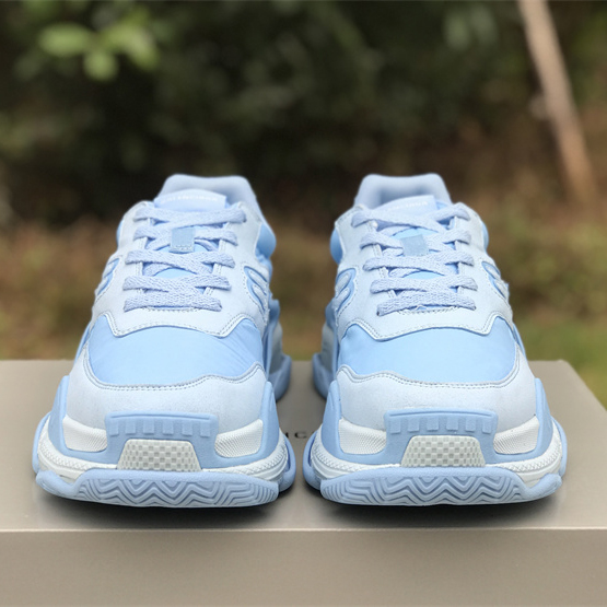 Balenciaga Sneaker  - EUR FASHION