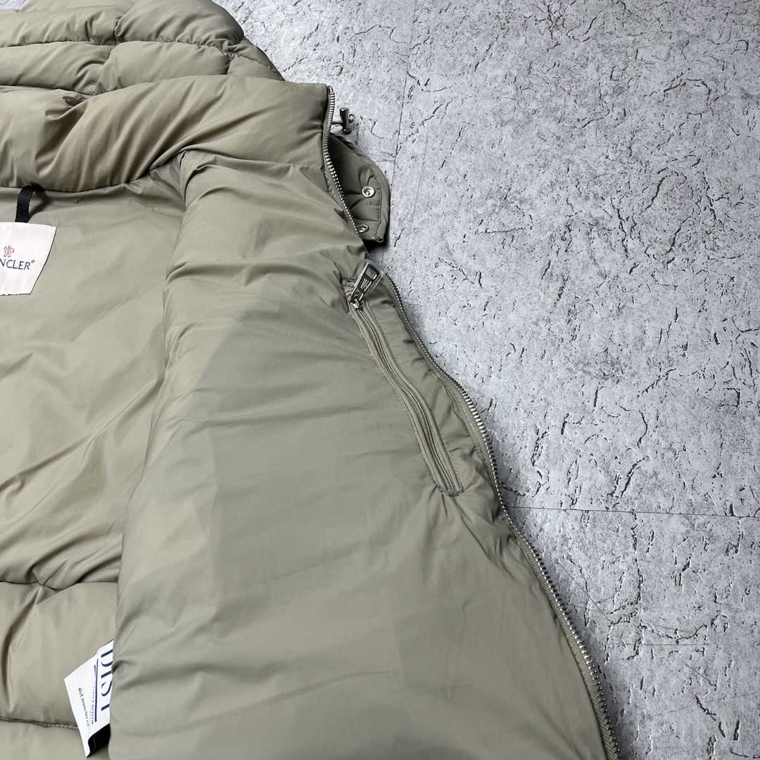 Moncler Hooded Padded Jacket - EUR FASHION