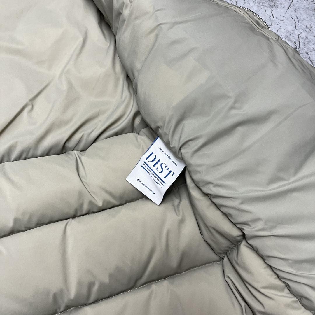 Moncler Hooded Padded Jacket - EUR FASHION