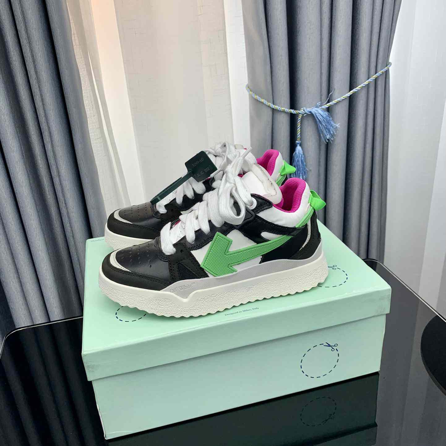 Off White Out Of Office Sneakers  - EUR FASHION
