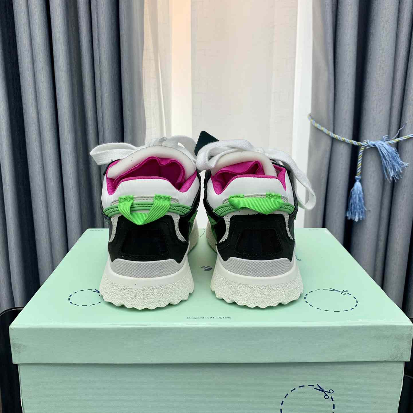 Off White Out Of Office Sneakers  - EUR FASHION