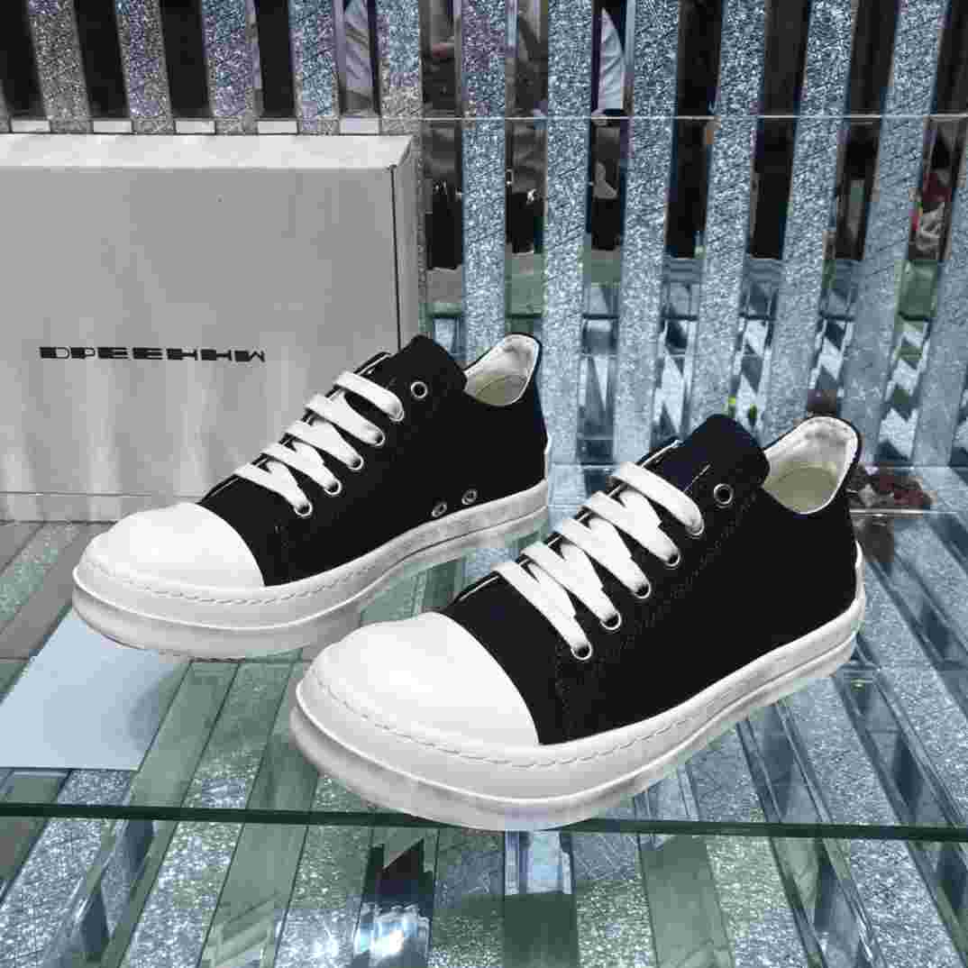 Rick Owens Low-Top Canvas Sneakers - EUR FASHION