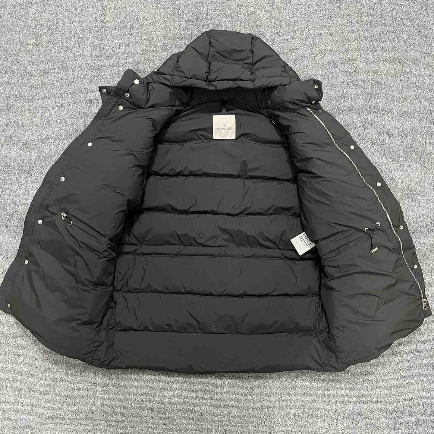 Moncler Bauges Short Down Jacket - EUR FASHION