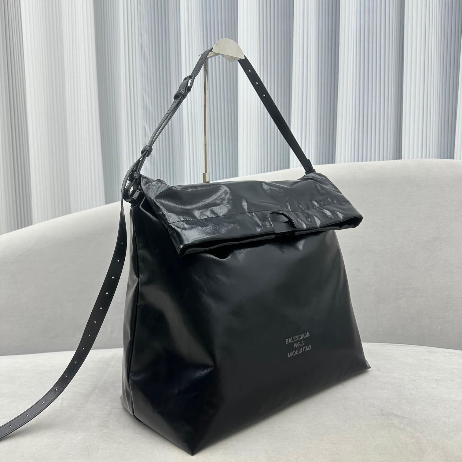 Balenciaga Trash Bag Large Pouch In Black(37-40-52cm) - EUR FASHION